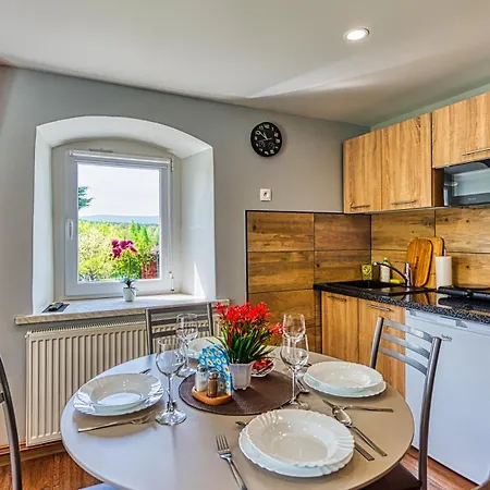 Maja Z Widokiem (adults Only) Κατάλυμα σε φάρμα Mirsk