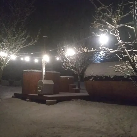 Bauernhof Maja Z Widokiem Kameralna Na Pogorzu Izerskim Z Sauna I Jacuzzi (adults Only)