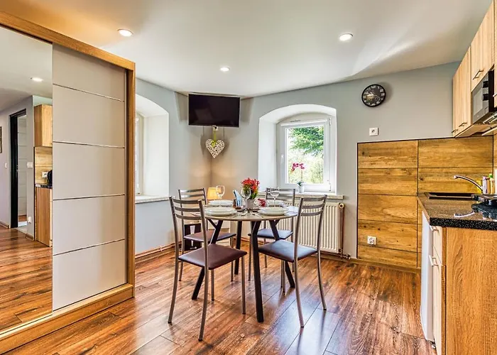 Maja Z Widokiem (adults Only) مزرعة للإقامة